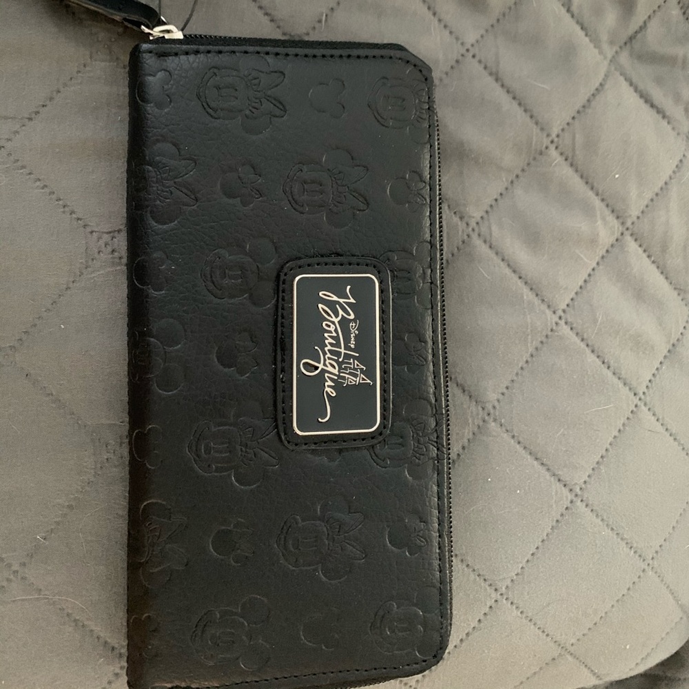 Minnie Mouse Zipper Wallet